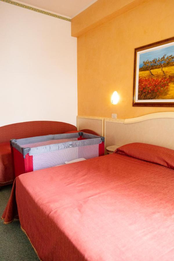 Hotel Igea Spiaggia Bellaria – Igea Marina Kültér fotó
