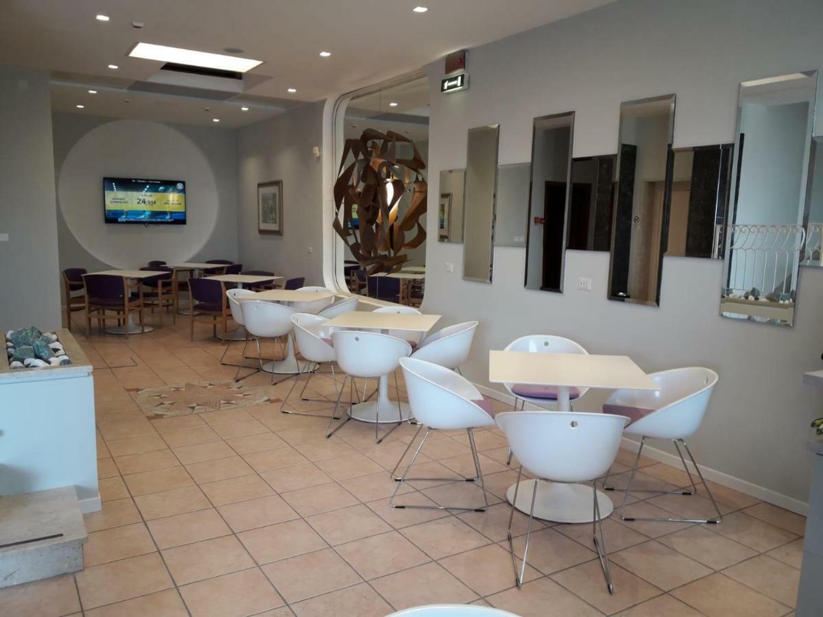 Hotel Igea Spiaggia Bellaria – Igea Marina Kültér fotó